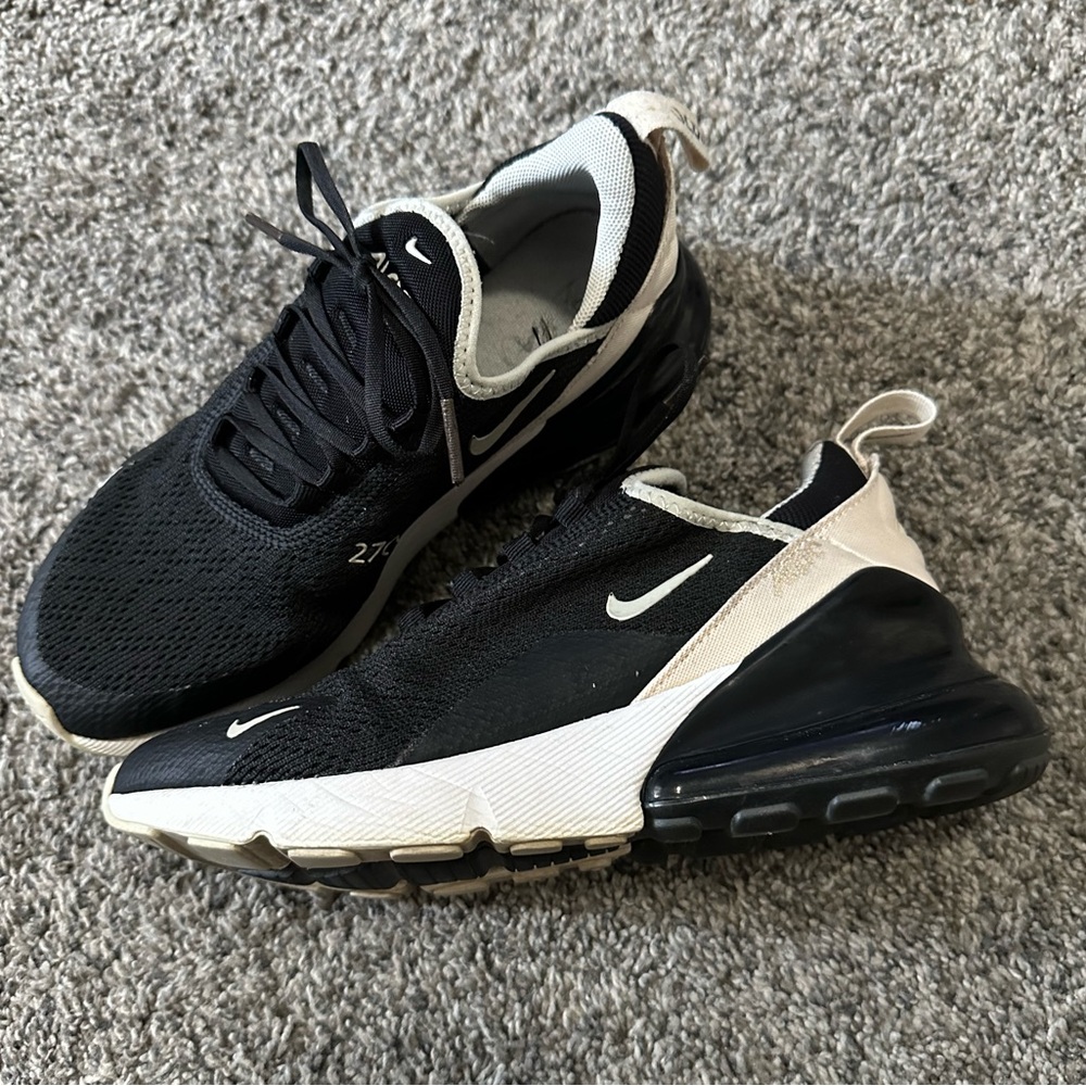 Nike Air Max 270